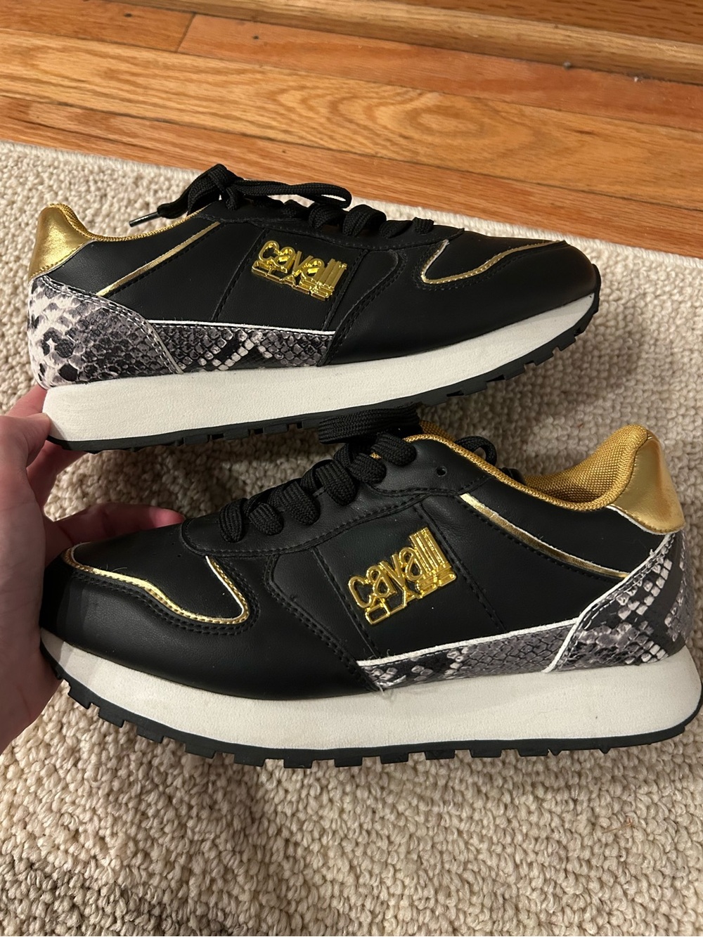 Roberto Cavalli 'Firenze' Low Top Sneaker Womens 7 US 37 Eur. MSRP $570